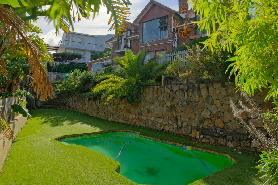 4 Bedroom Property for Sale in Glencairn Heights Western Cape